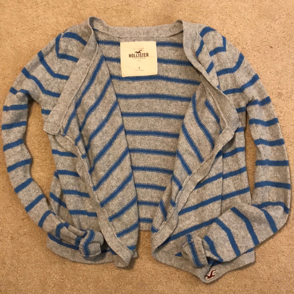 Cozy Hollister sweater